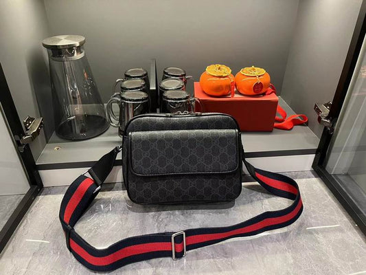Gucci Cross Body Bag