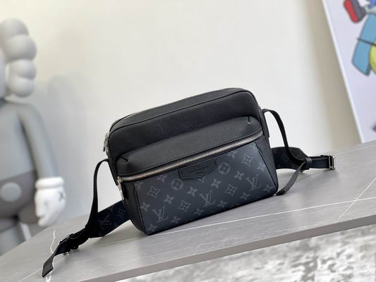 Louis Vuitton Cross Body Bag